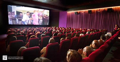 Cine&Geek "Beğendiğiniz bedenlere, hayalinizdeki ruhları koyup, aşk. 