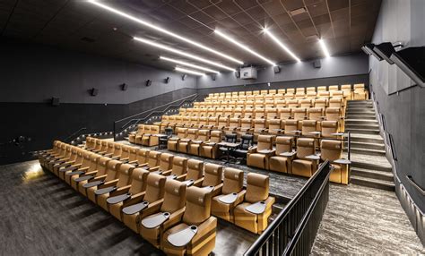 Mar 16, 2022. Cinergy Entertainment Group is expanding its footprint to the Carolinas with its first luxury dine-in cinema in north Charlotte. The Dallas-based theater chain’s 52,000-square-foot .... 