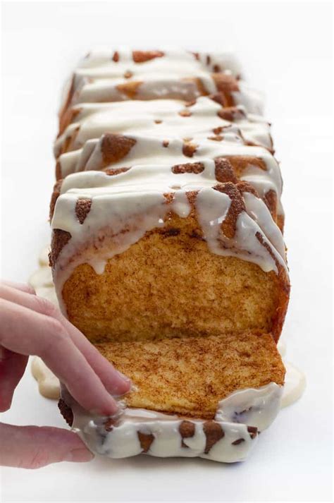 Cinnamon Roll Pull-Apart Bread - i am baker