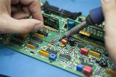 Circuit board repair. Take advantage of our high quality, low cost PCB rework and repair services . Call us at 408-526-1700 to learn more or send us an email about our PCB rework services. Green Circuits provides full PCB rework and repair, complete with manual and automatic inspections and comprehensive testing. Request a quote today. 