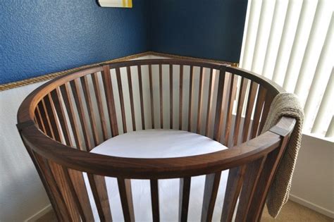 Circular Crib
