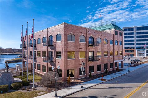 City Hall, Menasha Real Estate & Homes for Sale - Realtor.com