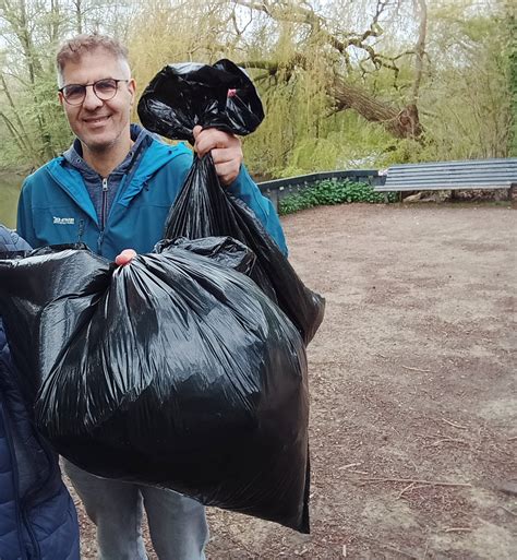 City of Amsterdam presents Earth Day Cleanup