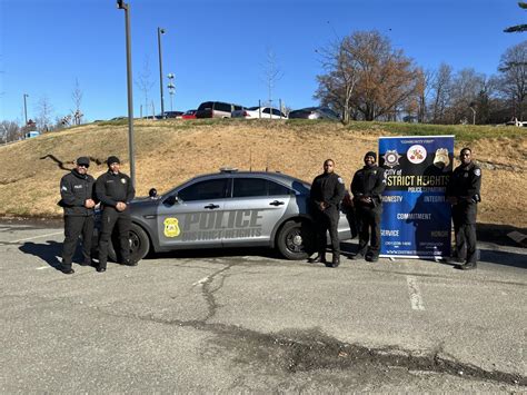 Police Dog Basic Training - K-9 cops can sniff out drugs, bombs 