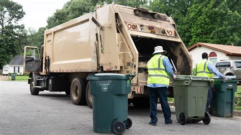 City of memphis trash pickup. MEMPHIS, Tenn. — In an effort to fight blight across the area, the City of Memphis is opening Collins Yardon weekends for people who want to get rid of clutter and debris from their homes or ... 