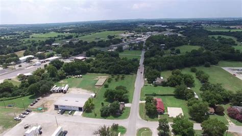 City of springtown. Springtown, Texas is the 5,920th largest city in the US. What was the peak population of Springtown? The current population of Springtown (3,355) is it's peak population. How quickly is Springtown growing? Springtown has grown 58.0% since the 2000. ... Springtown, Texas is growing extremely quickly; it is growing faster than 92% … 