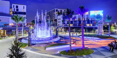 Cityplace at doral. Monday 11:00AM - 9:00PM. Tuesday 11:00AM - 9:00PM. Wednesday 11:00AM - 9:00PM. Thursday 11:00AM - 9:00PM. Friday 11:00AM - 9:00PM. Saturday 12:00PM - 6:00PM. At Venetian Nail Spa in Doral, we pride ourselves on providing the highest quality of Nail Salon and Spa services, offering environmental lifestyle products to each of our clients under ... 