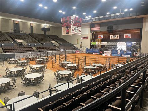 Civic center muskogee. Muskogee Civic Center, Muskogee, Oklahoma. 11,522 likes · 56 talking about this · 20,053 were here. Box Office Hours - Monday-Friday from 10am-5pm We aim to please, with fun and exciting Concerts, Fam 