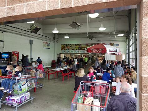 Clackamas costco food court. Shop Costco's Clackamas, OR location for electronics, groceries, small appliances, and more. Find quality brand-name products at warehouse prices. 