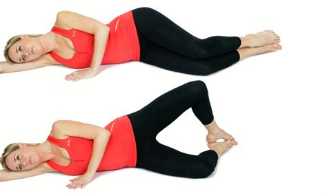 Clamshell exercise. 5 days ago · Banded clamshell: 1. Find a comfortable and firm space to perform the exercise and place a resistance band just above the knee. You can try it without resistance first if you’d like! 2. Lay on one side, resting your head on your bottom arm so that your neck is in a neutral position. 