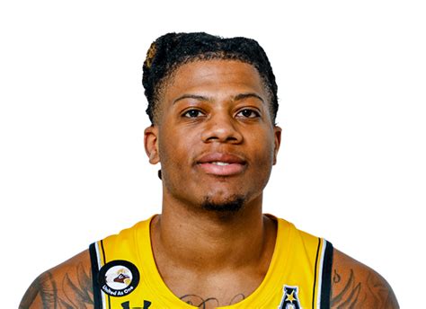 Wichita State Shockers men’s college basketball team player Clarence Monzy Jackson, a junior forward from Georgia, is in the 2022 NCAA transfer portal interest.. 