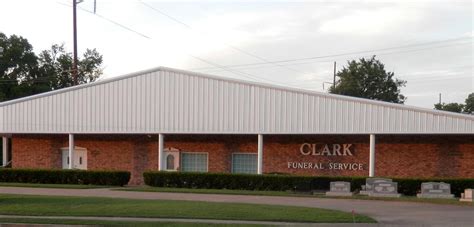 Clarks funeral home tishomingo. .  ...