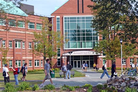 Clarkson University Expects Record Number of Firstyear Students
