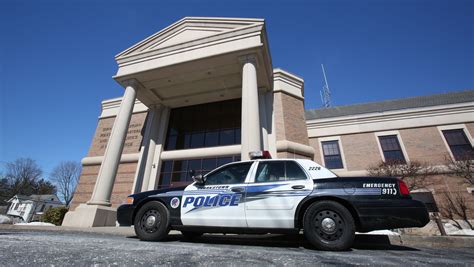 Clarkstown pd. NEW CITY – Clarkstown Town Supervisor George Hoehmann and the Town Board has voted to appoint Interim Chief Jeffrey Wanamaker to serve as the next chief of police, Lt. Glenn Cummings to serve as ... 