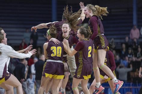 Class 3A girls basketball state semifinals: Stewartville edges top-ranked Becker