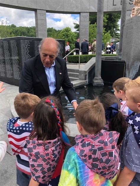 Claude de botton biography4