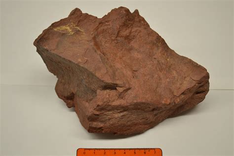 The most common sedimentary rock, consisting of silt – and clay-size particles. The property of splitting easily into thin layers along closely spaced, parallel surfaces, such as bedding planes in shale. An abundant, durable sedimentary rock primarily composed of sand-size grains. What are the characteristics of sedimentary rocks answer?. 