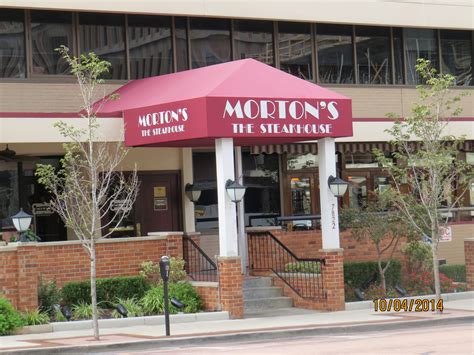 Clayton restaurants st louis. See the menus for Cafe Napoli in Clayton, MO. Offering Italian food for outdoor seating, no-contact delivery, delivery, takeaway and dine-in! 