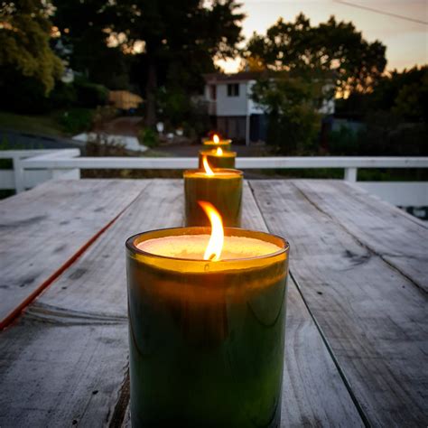 Clean burning candles. The hand-poured candles are made in Portland, Oregon in small batches with 100% vegan soy wax, slow-burning wooden wicks, and pure essential oils. As the wick burns, the petals and leaves gently ... 