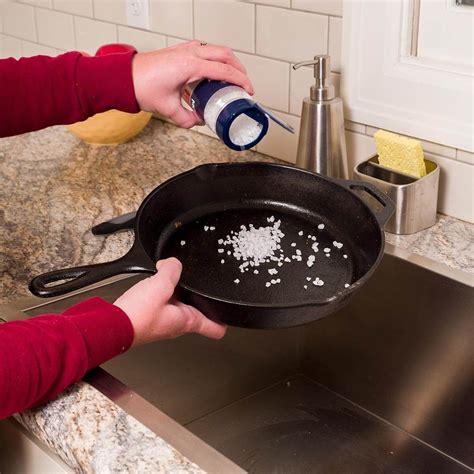 Clean cast iron skillet. Things To Know About Clean cast iron skillet. 