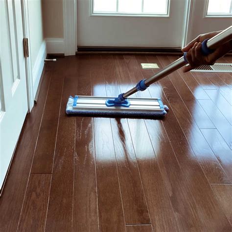 Cleaning hardwood flooring. To prevent warping and keep moisture from ruining the floors, use a microfiber or steam mop made specifically for cleaning hardwood floors and allow plenty of time to dry. You can even set up a fan or dehumidifier to make sure no water seeps into the wood." 1. Vacuum the floor. 
