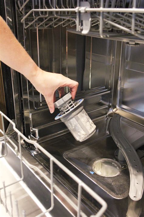 Cleaning the dishwasher. Materials. Cleaning a Dishwasher Door. Warm, sudsy water. 1/4 cup baking soda (optional) 