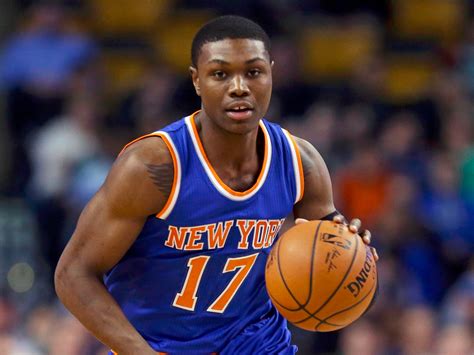 New York Knicks forward Cleanthony Early was shot in the leg and robbed in Queens early Wednesday morning, the New York Daily Newsreports, citing police sources.. Early was leaving a strip club at .... 