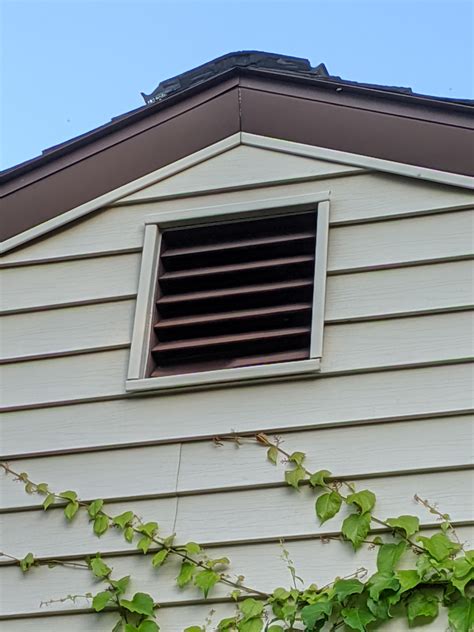 Clearance around Gable Vent in attic : r/HomeImprovement - Reddit