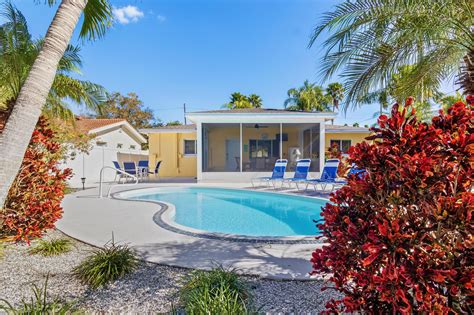 Clearwater rentals. Welcome to Crystal Bay, a golf course community located in the beautiful Feather Sound area. <BR><BR>This 2 bedroom, 2 bathroom condo is on the 5th floor with stunning golf course views. It has been c. $3,000/mo. 2 beds 2 baths 1,100 sq ft. 2333 Feather Sound Dr, Clearwater, FL 33762. 