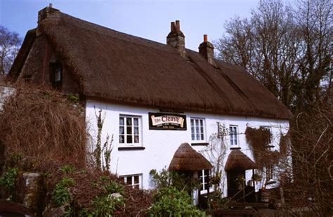 Cleave Hotel, Lustleigh • whatpub.com