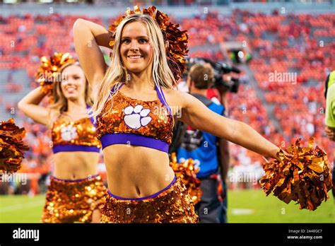 Clemson Photo of Cheerleaders