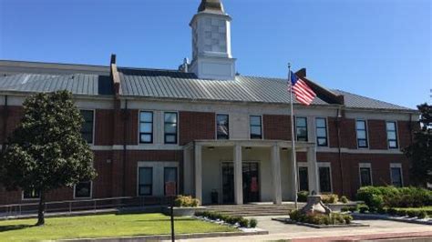 Clerk of court onslow county. Find information about jury service in this county. Local Administrative Schedules. Find Polk County administrative schedules and calendars. Local Rules and Forms. Find Local Rules and Forms that provide procedures and guidelines for courts in Polk County. Payment Information. Find out more about paying court fees, fines and … 