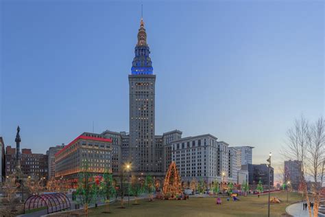 Cleveland and Northeast Ohio Holiday Lights