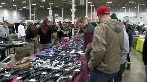 Cleveland ohio gun show. CLEVELAND, Ohio (WOIO) - Federal agents arrested the leader of an alleged “violent street gang” Wednesday in Cleveland after a year-long investigation into drug trafficking. Court records show ... 