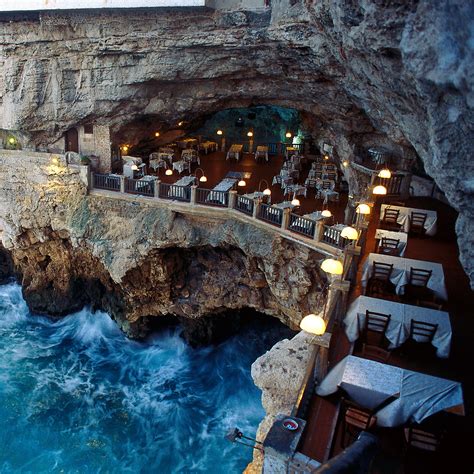 Cliff restaurant. Other sources say the first Cliff House was constructed a few years later by a man named Captain Junius G. Foster. Either way, in the 1860s, the restaurant became a Victorian tourist hotspot, a ... 