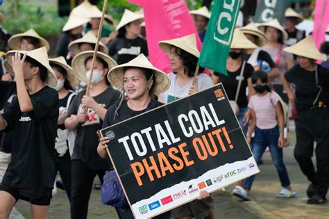 Climate protesters around the world are calling for an end to fossils fuels as Earth heats up