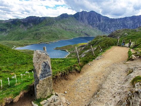 Climb Snowdon - Llanberis Path - Mountain Walks