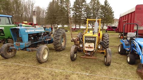 Clinton tractor. 3 days ago · March 28, 2024. President Biden will lock arms with two of his Democratic predecessors at a campaign fund-raising event on Thursday evening in New York City, a … 