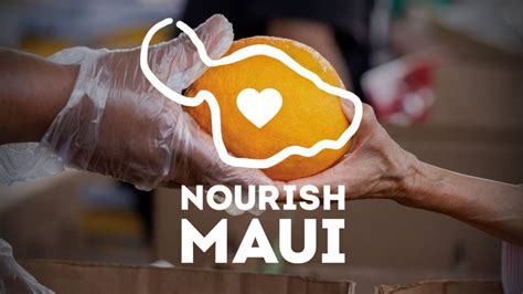 Clippers volunteer at food bank to help Maui wildfire relief