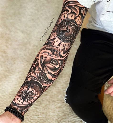 Nov 4, 2016 - Explore J andy's board "Clocks and Compass" on Pinterest. See more ideas about sleeve tattoos, tattoo designs, tattoos for guys.. 