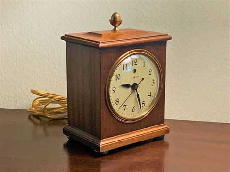 474px x 632px - th?q=Clock electric vintage