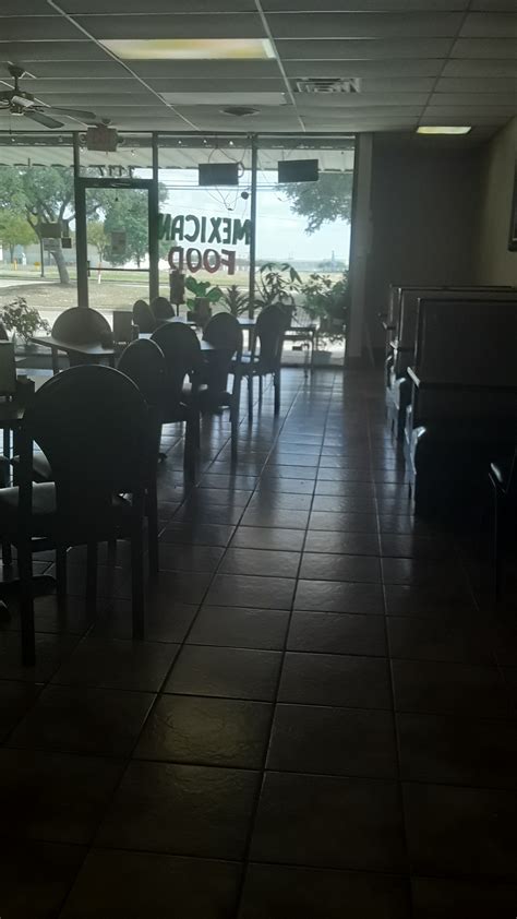 Pensacola restaurant temporarily closed after 131 rodent droppings 