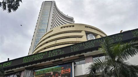 Closing Bell: Nifty ends above 17,700, Sensex gains 311