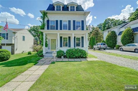 Closter nj homes for sale. 179 Closter Dock Rd, Closter, NJ 07624 - 1,817 sqft home built in 1904 . Browse photos, take a 3D tour & see transaction details about this recently sold property. MLS# 23017946. 