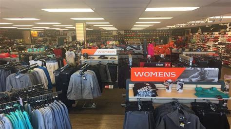 Clothing stores in Whiteville, NC, United States