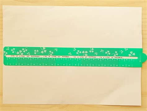 Clover Pattern Chart Marker Set of 2 Yarn Magic