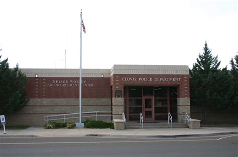 The Clovis City Jail is a holding facility for Clovis Police Department at 300 North Connelly Street, Clovis, New Mexico, 88101. Clovis is a city in Curry County, New Mexico According to the United States Census Bureau, the city has a total area of 23.79 sq mi (61.62 km2). The City of Clovis had a population of approximately 37,775 in the year .... 