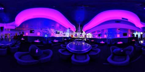Club 939. The best 8 Latin nightclubs in Barcelona. ‍. Enjoying a Latin night in Barcelona can be a great experience becuase this city concentrates a high number of businesses of people of Latin … 