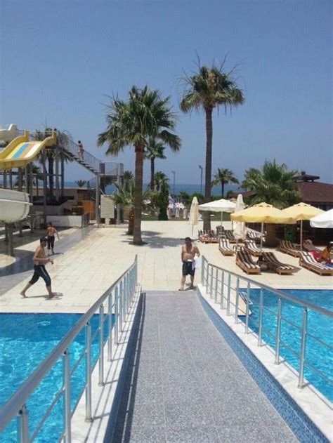 Club Casmin Restaurant, Arsuz Yolu 8. Km., İskenderun, Hatay . 