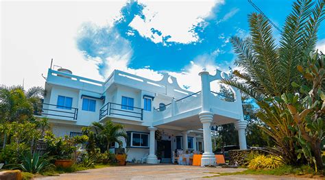 259m Casa Lillibelle Beachfront Rooms รีสอร์ทริมทะเล 269m Club Monet 276m Casa Lillibelle, Cabangan, Zambales.